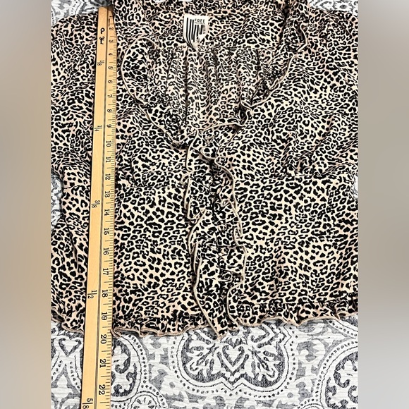 Free People Leopard Print Ruffle Long Sleeve Blouse Large - Picture 7 of 11